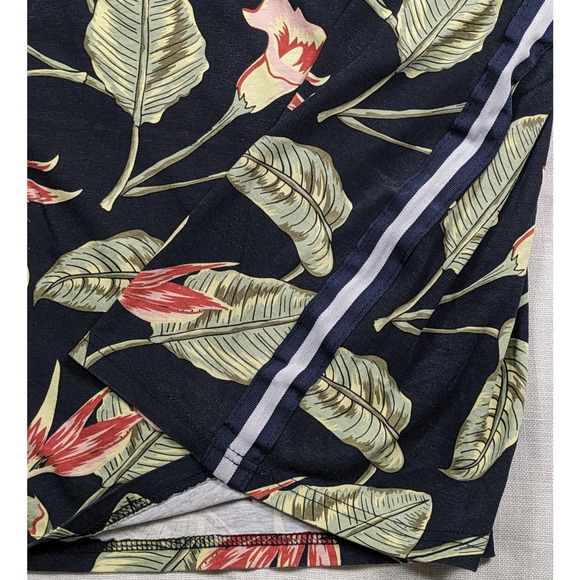 Sovereign Code Men's Tropical Print T Shirt with Stripe Trim Size L - Picture 3 of 7